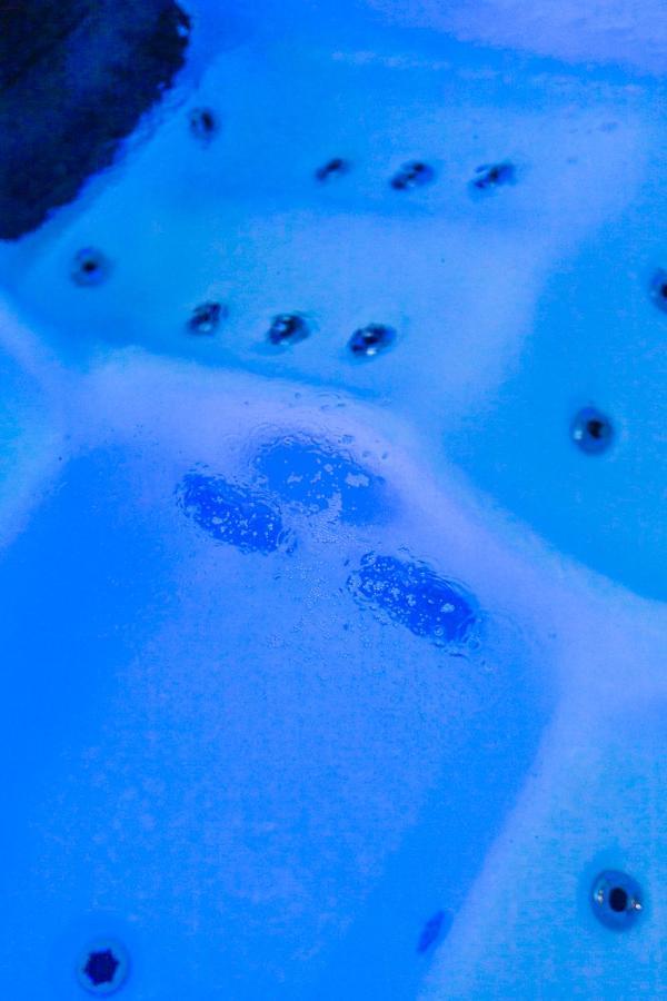 Apartmán Flyviewflatsgold Privatehottub With Seaview Ixia  Exteriér fotografie